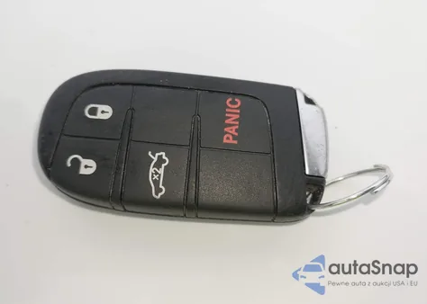 2017 Chrysler 300 Limited z USA, uszkodzony, nr VIN 2C3CCAAG2HH630846